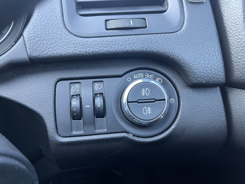 Vauxhall Insignia, 1.8 16V, SRi, Euro 5, 5dr, DL14VTN