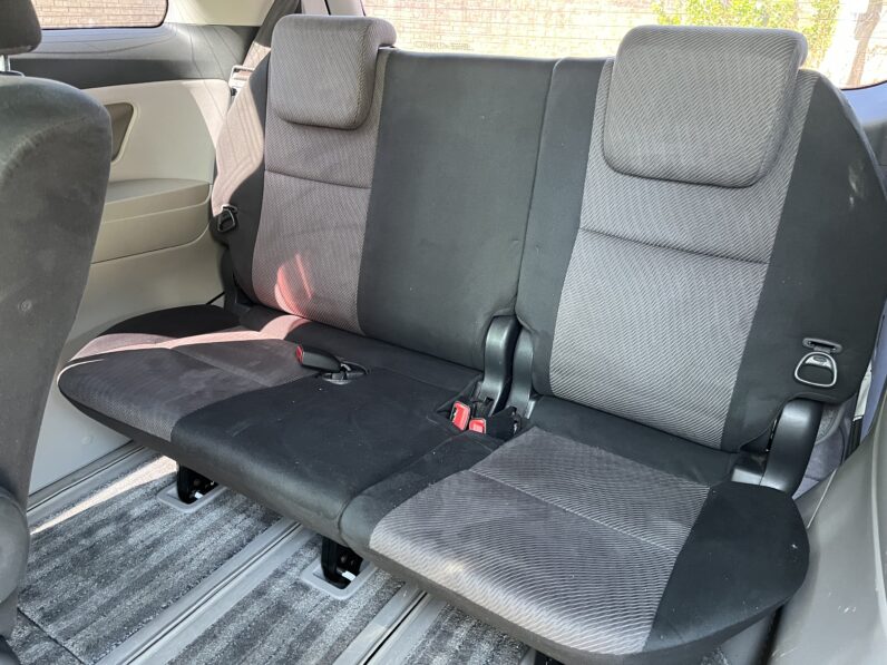 Toyota Estima 2006 White, 7 Seater, BC06OGL