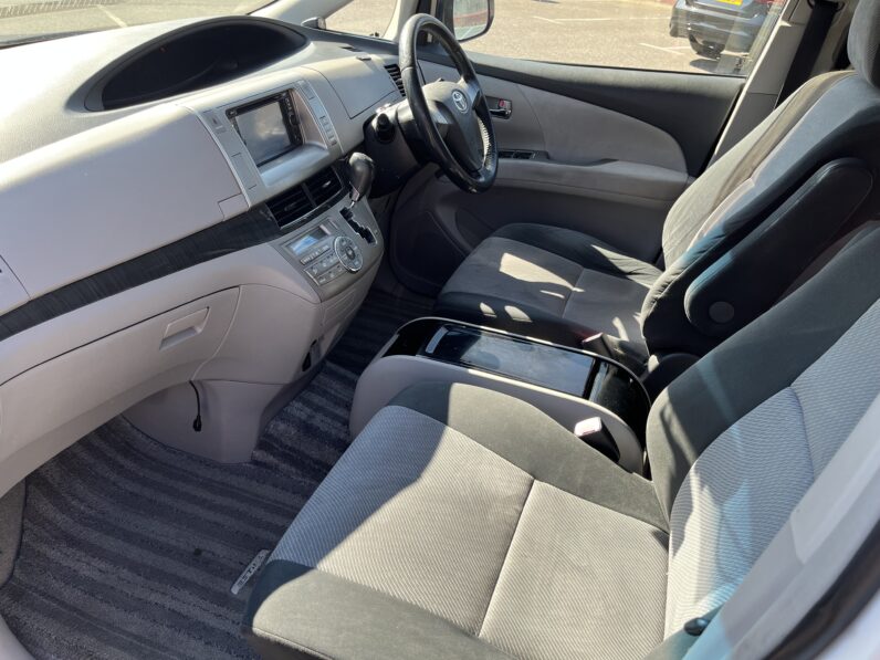 Toyota Estima 2006 White, 7 Seater, BC06OGL