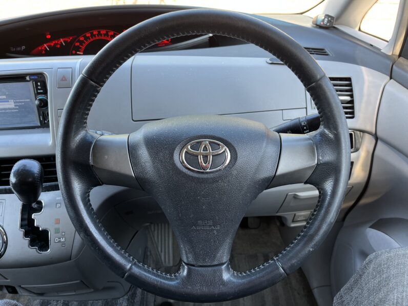 Toyota Estima 2006 White, 7 Seater, BC06OGL