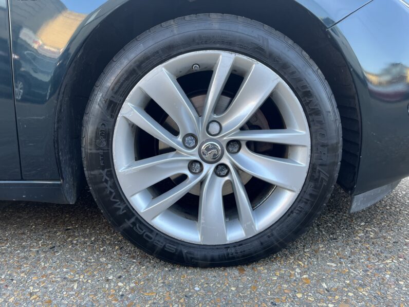 Vauxhall Insignia, 1.8 16V, SRi, Euro 5, 5dr, DL14VTN