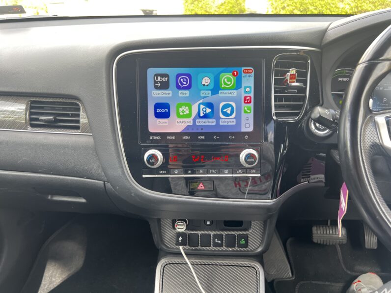 Mitsubishi Outlander 2.4h TwinMotor 13.8kWh Exceed Safety SUV 5dr Petrol Plug-in Hybrid CVT 4WD Euro 6 (224 ps)