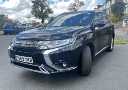Mitsubishi Outlander 2.4h TwinMotor 13.8kWh Exceed Safety SUV 5dr Petrol Plug-in Hybrid CVT 4WD Euro 6 (224 ps)