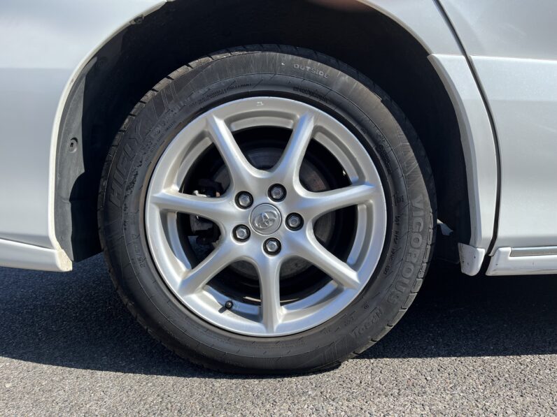 Toyota Estima 2006 White, 7 Seater, BC06OGL
