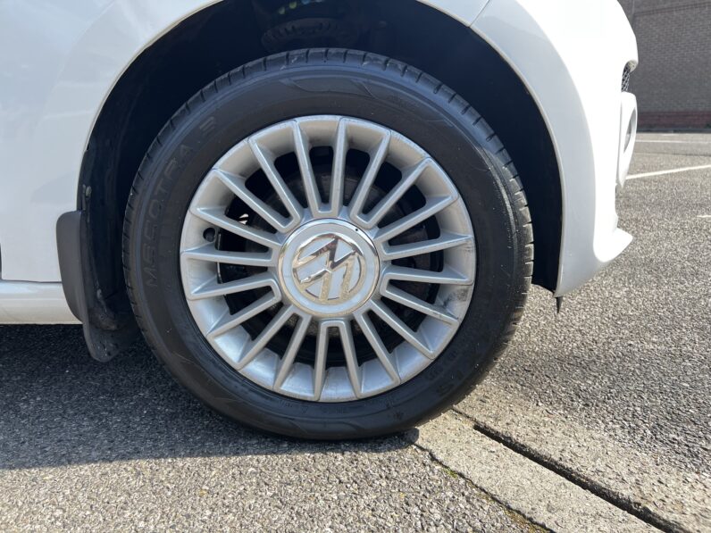 2016 Volkswagen Up HIGH UP 5-Door, Automatic, FV16BHW