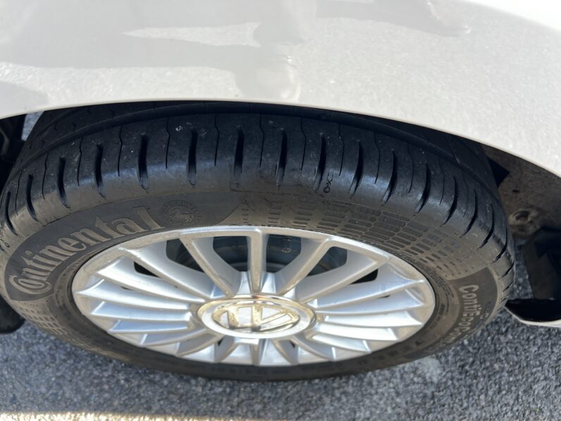 2016 Volkswagen Up HIGH UP 5-Door, Automatic, FV16BHW