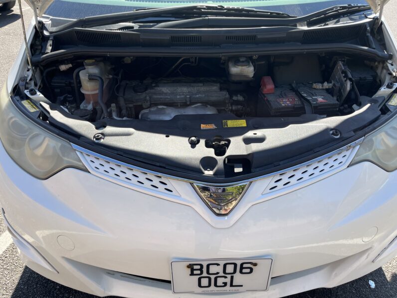 Toyota Estima 2006 White, 7 Seater, BC06OGL