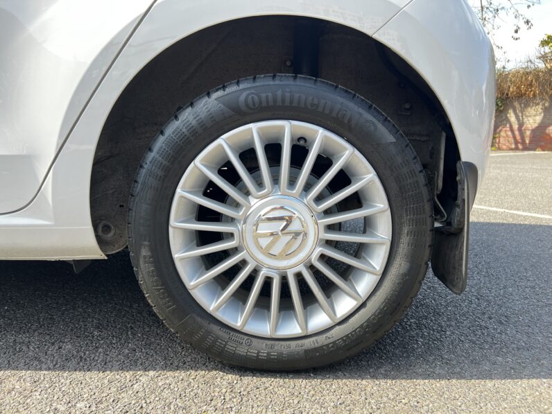 2016 Volkswagen Up HIGH UP 5-Door, Automatic, FV16BHW