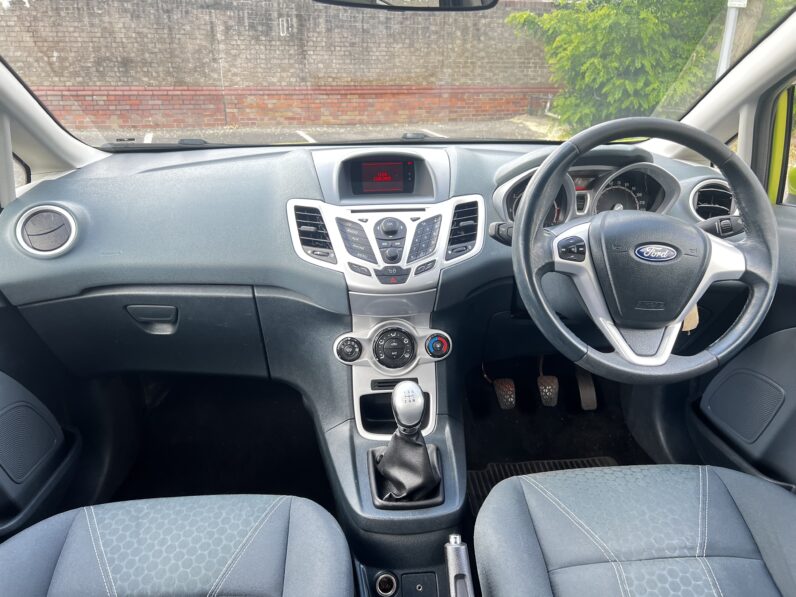 Ford Fiesta 2009 Green SL09NBE ZETEC 5-Door Hatchback