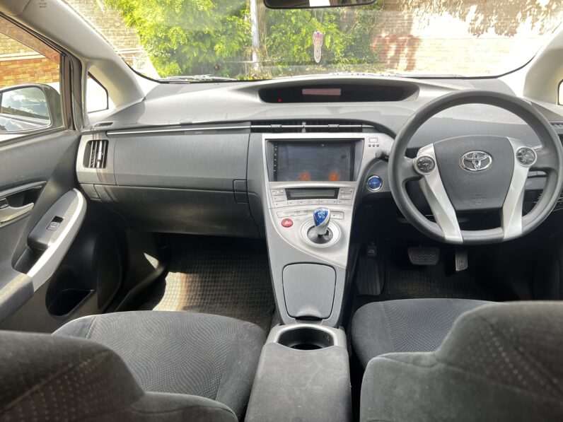 Toyota Prius Hybrid Petrol 1.5L 5 Seats, LW14GWX