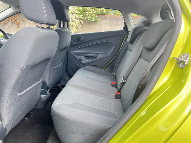 Ford Fiesta 2009 Green SL09NBE ZETEC 5-Door Hatchback