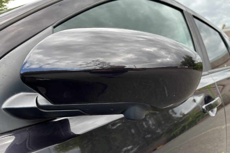 Nissan Qashqai 2012 Black DE62UNR N-TEC PLUS 5-Door