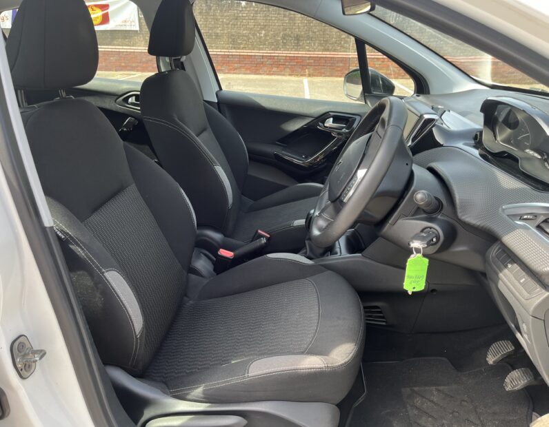 2016 Peugeot 208 1.2 PureTech XS Lime 5d, GD16URG