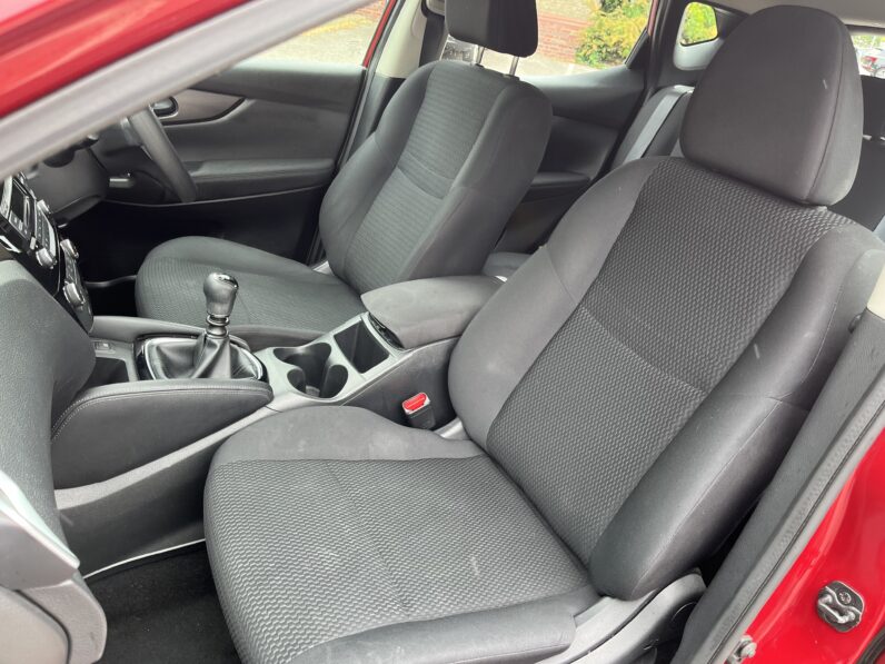 Nissan Qashqai 1.2 DIG-T Visia Euro 6 (s/s) 5dr, ND67AYL