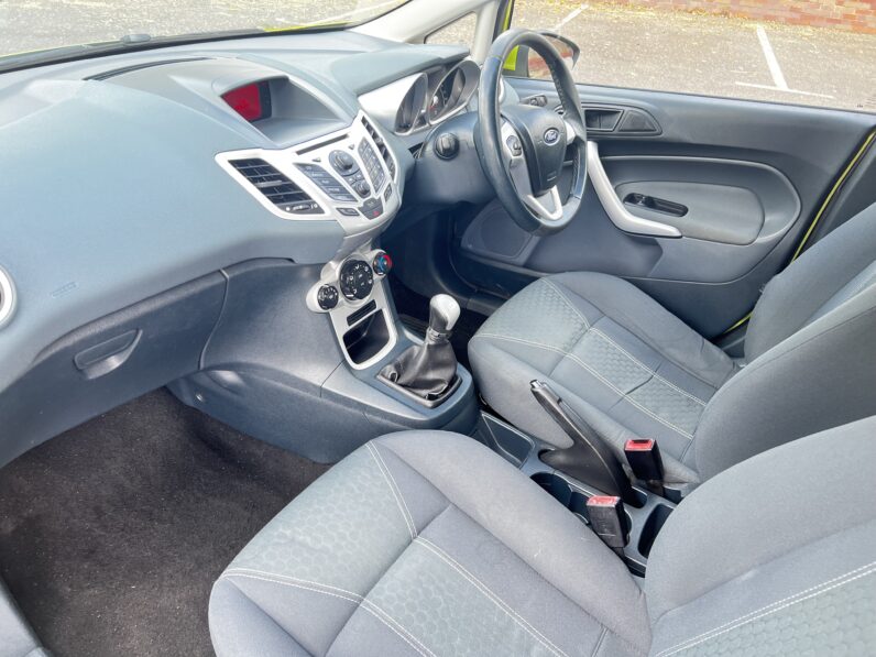 Ford Fiesta 2009 Green SL09NBE ZETEC 5-Door Hatchback