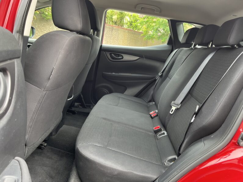 Nissan Qashqai 1.2 DIG-T Visia Euro 6 (s/s) 5dr, ND67AYL