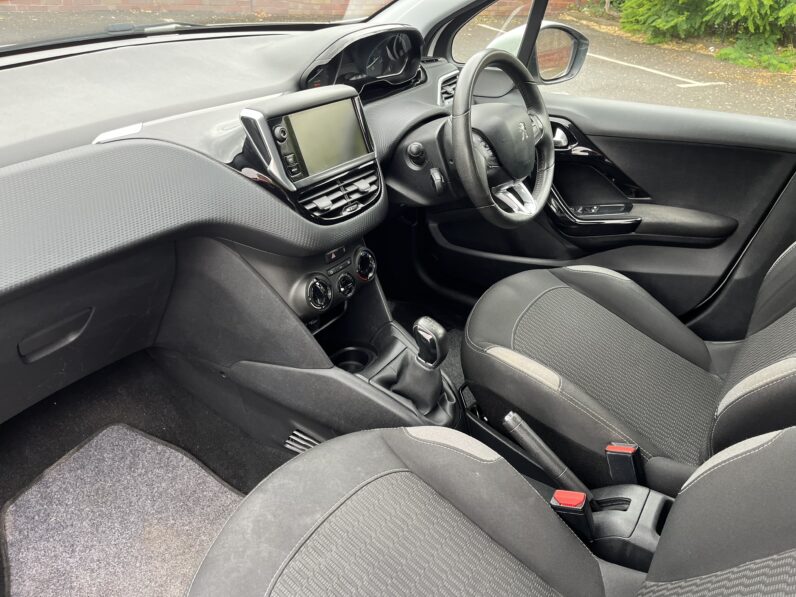 Peugeot 208 1.0 PureTech Active Euro 6 5dr, EX16BCV