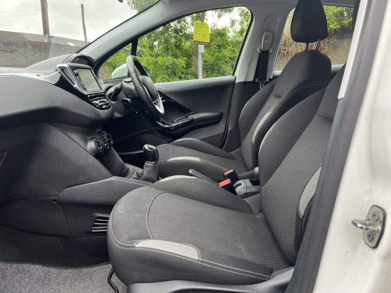 Peugeot 208 1.0 PureTech Active Euro 6 5dr, EX16BCV