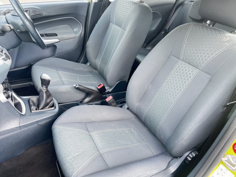 Ford Fiesta 2009 Green SL09NBE ZETEC 5-Door Hatchback