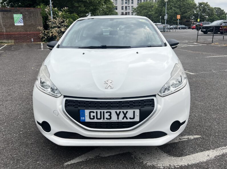 Peugeot 208 2013 White GU13YXJ ACCESS 3-Door Petrol 1.0 L Hatchback