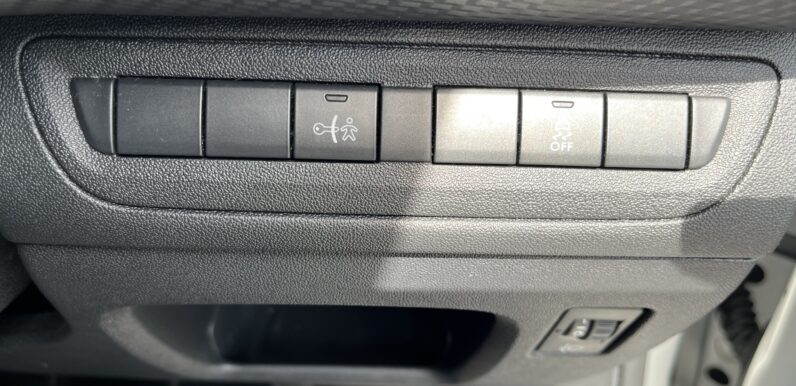 2016 Peugeot 208 1.2 PureTech XS Lime 5d, GD16URG