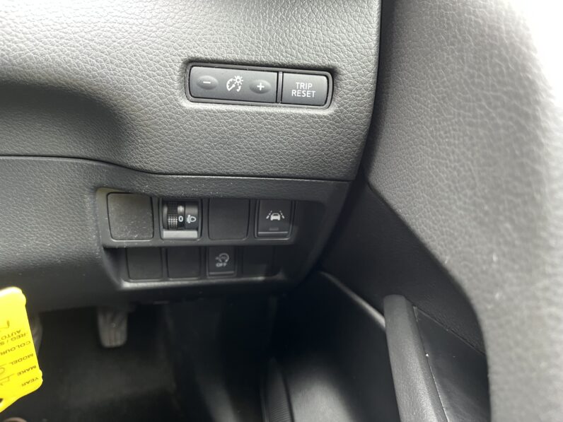 Nissan Qashqai 1.2 DIG-T Visia Euro 6 (s/s) 5dr, ND67AYL