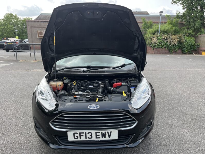 Ford Fiesta 1.0 Zetec Euro 5 (s/s) 5dr