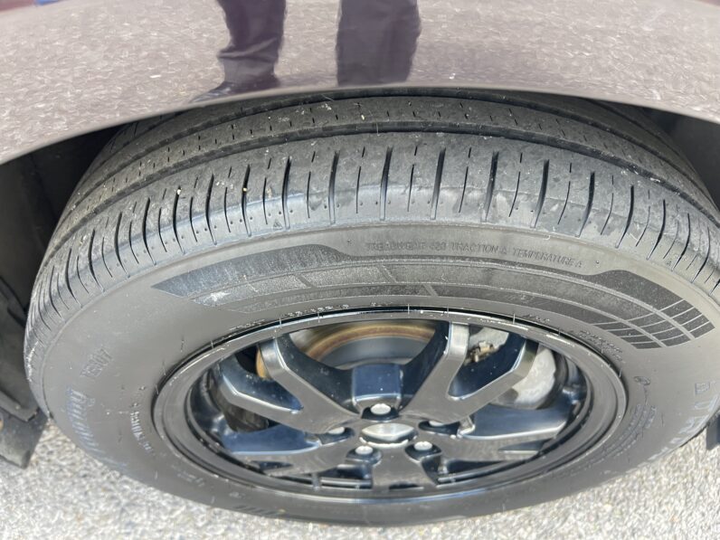 Toyota Prius Hybrid Petrol 1.5L 5 Seats, LW14GWX