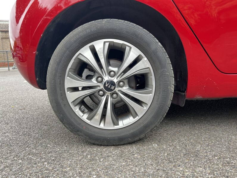 Kia Venga, 1.6, Automatic, Euro 6, 5dr, GD66YOV