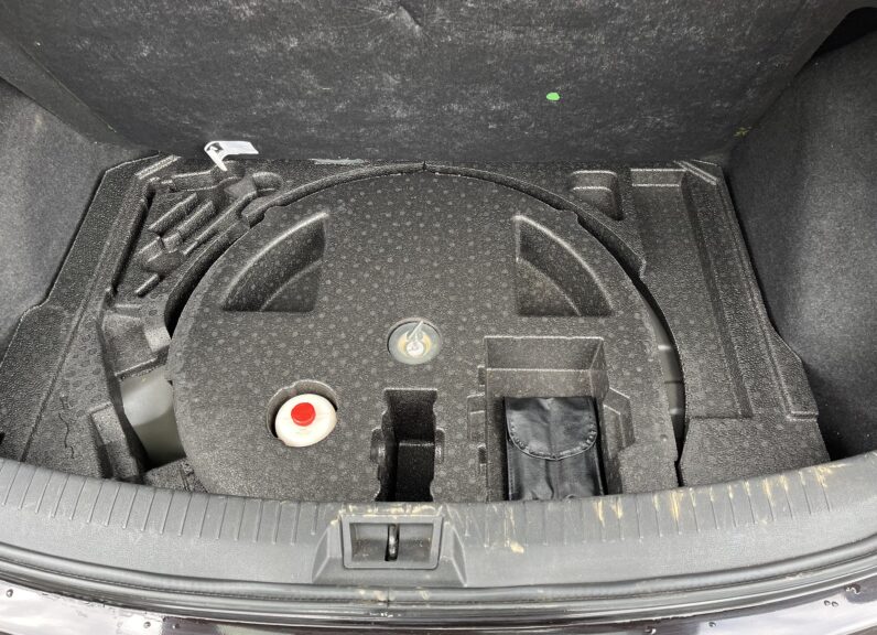 Nissan Qashqai 2012 Black DE62UNR N-TEC PLUS 5-Door