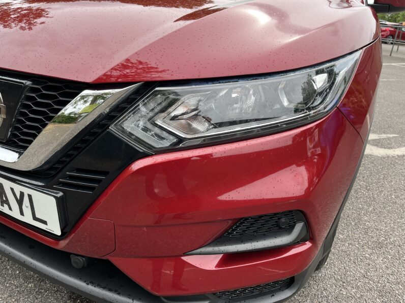 Nissan Qashqai 1.2 DIG-T Visia Euro 6 (s/s) 5dr, ND67AYL