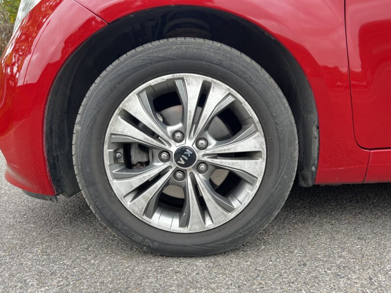 Kia Venga, 1.6, Automatic, Euro 6, 5dr, GD66YOV