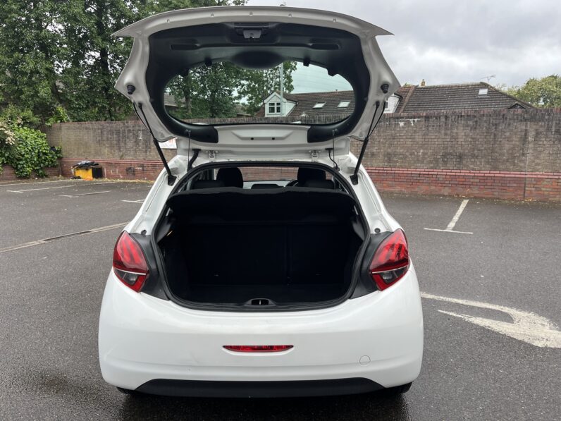 Peugeot 208 1.0 PureTech Active Euro 6 5dr, EX16BCV