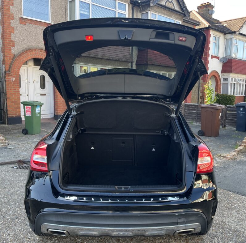 Mercedes-Benz GLA 2.1 GLA200d AMG Line Euro 6 (s/s) 5dr