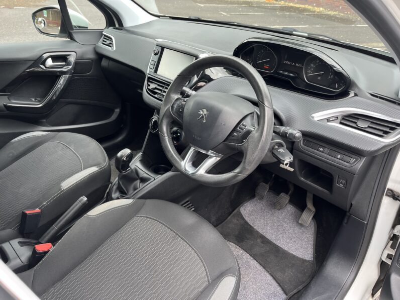 Peugeot 208 1.0 PureTech Active Euro 6 5dr, EX16BCV