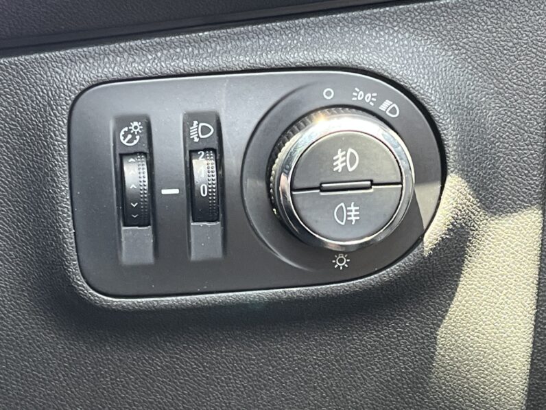 Peugeot 208 1.2 PureTech Active ETG Euro 6 (s/s) 5dr