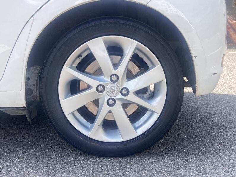 Toyota Yaris 1.5 VVT-h T Spirit CVT Euro 5 5dr YF62VRL