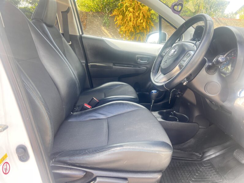 Toyota Yaris 1.5 VVT-h T Spirit CVT Euro 5 5dr YF62VRL