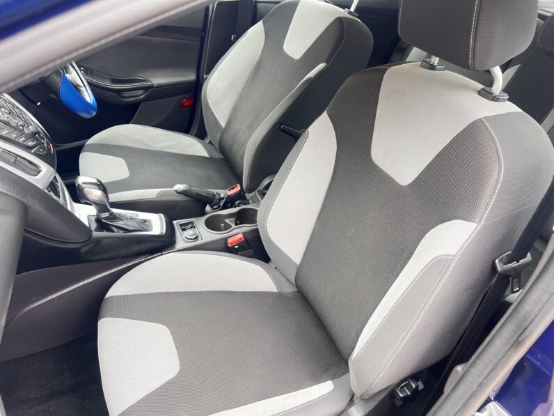 Ford Focus 1.6 Zetec Powershift Euro 5 5dr WR14ORJ