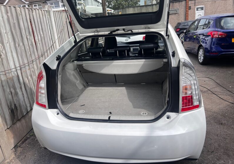 Toyota Prius 1.8 VVT-h T Spirit CVT Euro 5 (s/s) 5dr, HJ64OEU