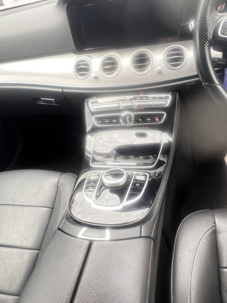 Mercedes-Benz E Class 2.0 E220d SE G-Tronic+ Euro 6 (s/s) 4dr KP67FNU