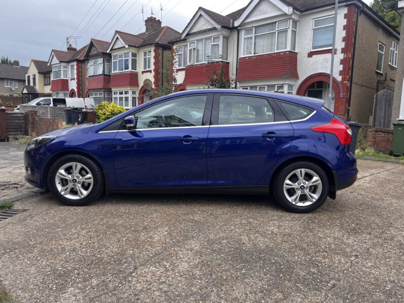 Ford Focus 1.6 Zetec Powershift Euro 5 5dr WR14ORJ