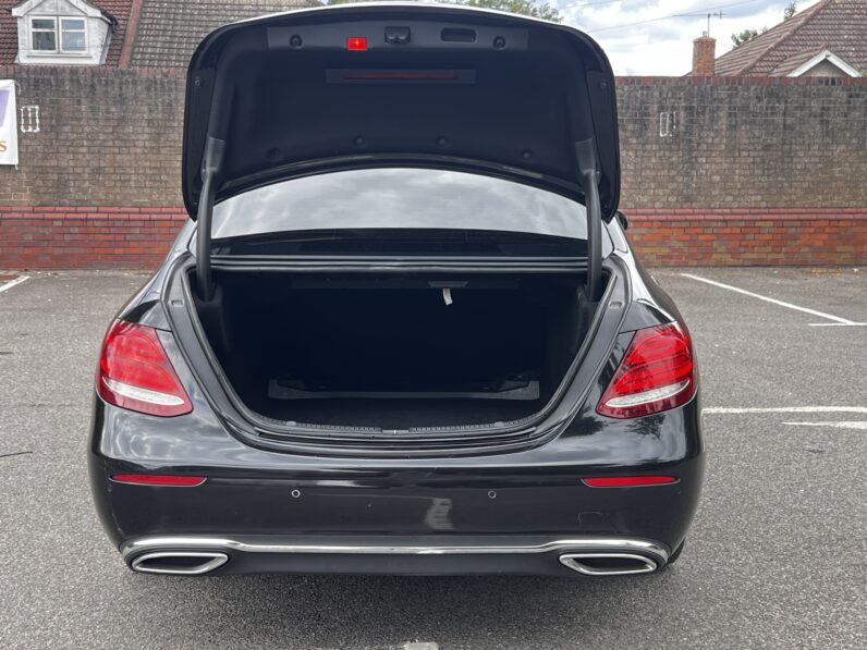 Mercedes-Benz E Class 2.0 E220d SE G-Tronic+ Euro 6 (s/s) 4dr KP67FNU