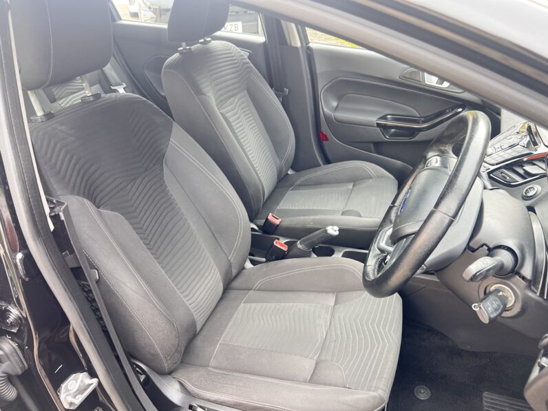 Ford Fiesta 1.25 Zetec Euro 6 5dr, MM15VGR