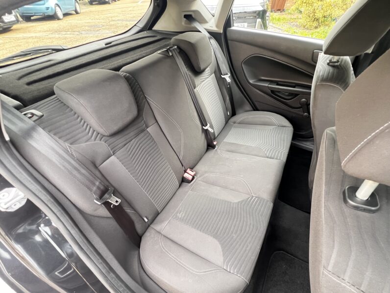 Ford Fiesta 1.25 Zetec Euro 6 5dr, MM15VGR