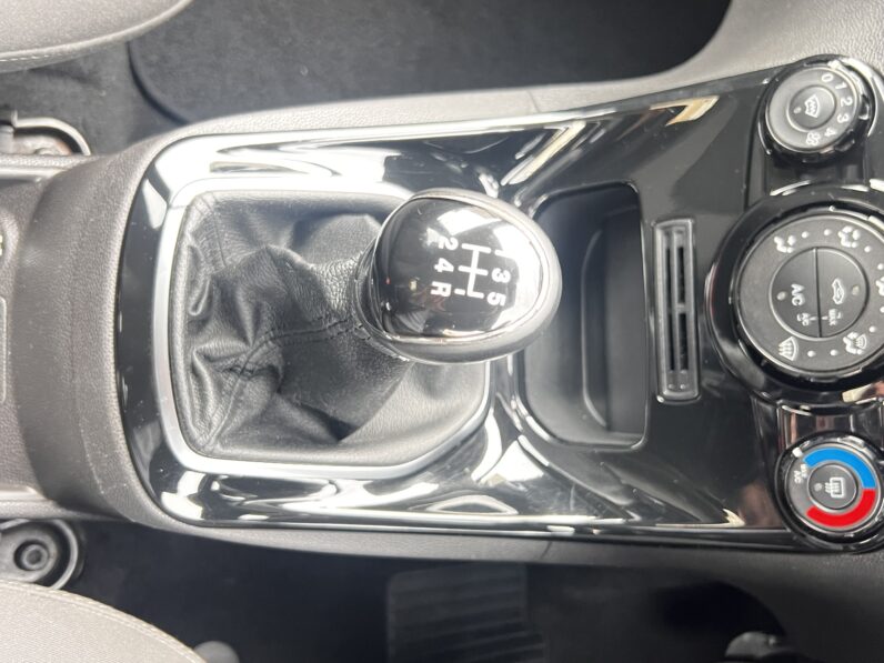 Ford Fiesta 1.25 Zetec Euro 6 5dr, MM15VGR