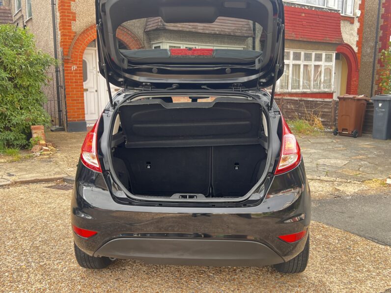 Ford Fiesta 1.25 Zetec Euro 6 5dr, MM15VGR