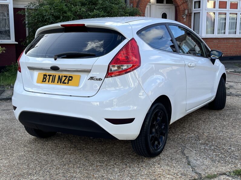 Ford Fiesta 1.25 Zetec Hatchback 3dr Petrol Manual (129 g/km, 81 bhp), BT11NZP